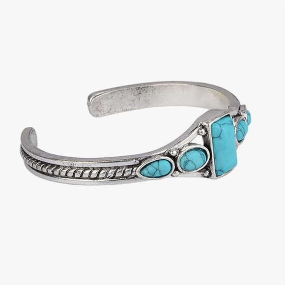 Vintage Style Bohemian Turquoise Carved Bracelet - Picture 4 of 5